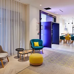 Holiday By Ihg Otel