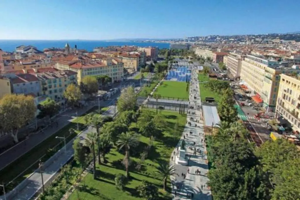 Apartment Vieux Nice - Families & Friends - 3 Chambres - 6 Personnes - 55 M2